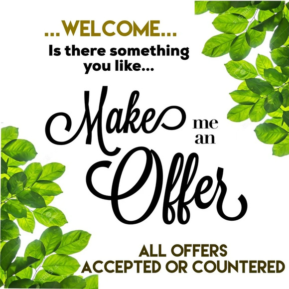 WELCOME TO MY CLOSET☺️ - Picture 8 of 11